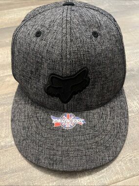 Fox Gray Heather Snapback Hat with Black Fox Head Logo - Fox